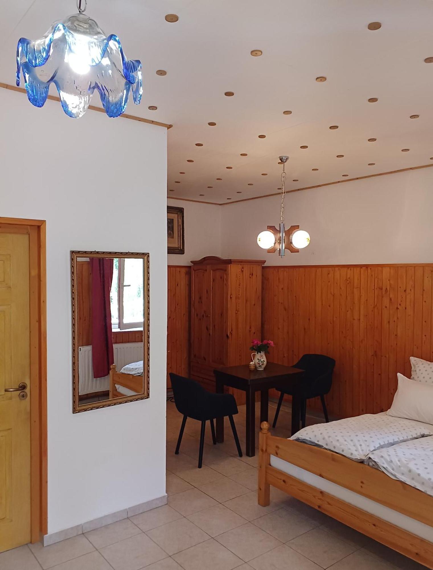 Blues Ryokan Kőszeg Extérieur photo